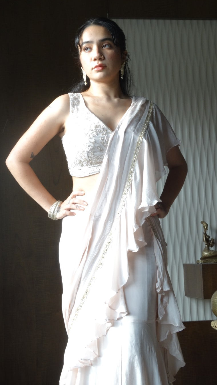 Cream Retro Ruffled Pre-Drape Saree