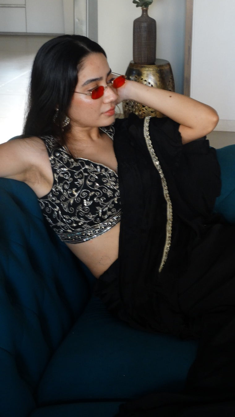 Black Retro Ruffled Pre-Drape Saree