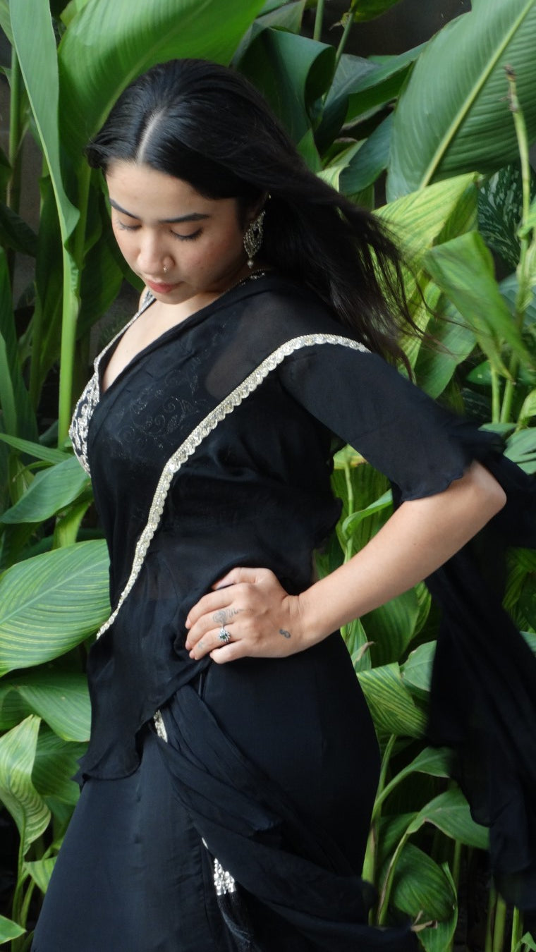 Black Retro Ruffled Pre-Drape Saree