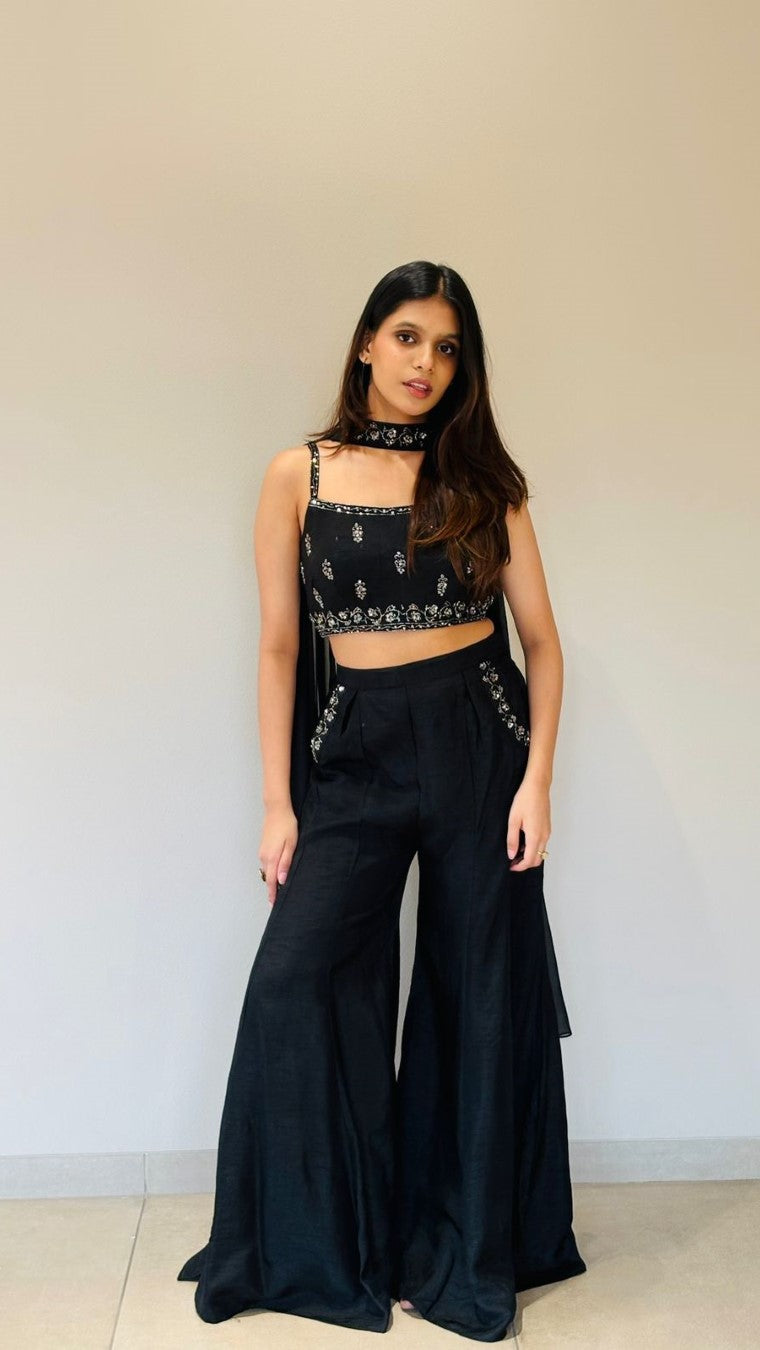 Strap Choli with pocket palazzo